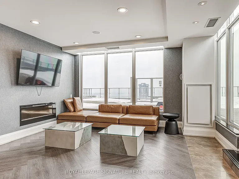 65 Liberty St #716 — Photo 35