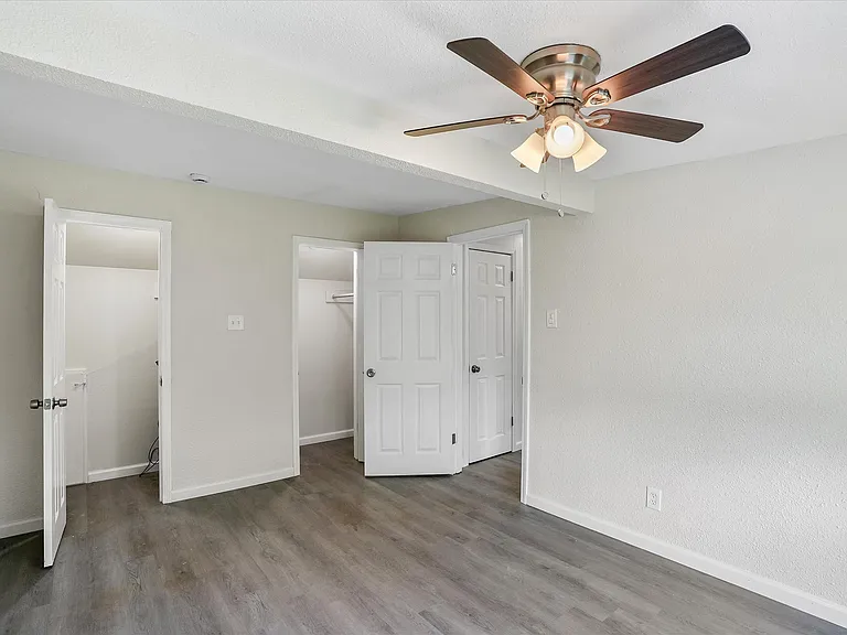 204 Kenway Dr — Photo 21