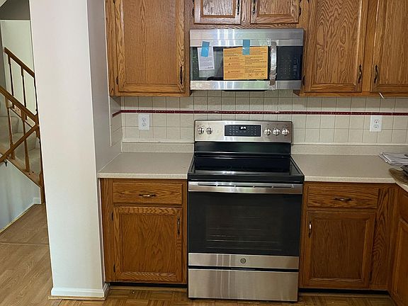 4th image of 6602 Rockleigh Way