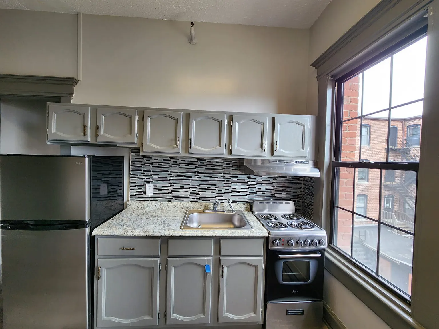 Crocker House Apartments — Photo 2