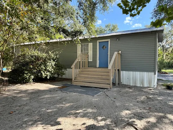 66 SE 467th St, Old Town, FL 32680