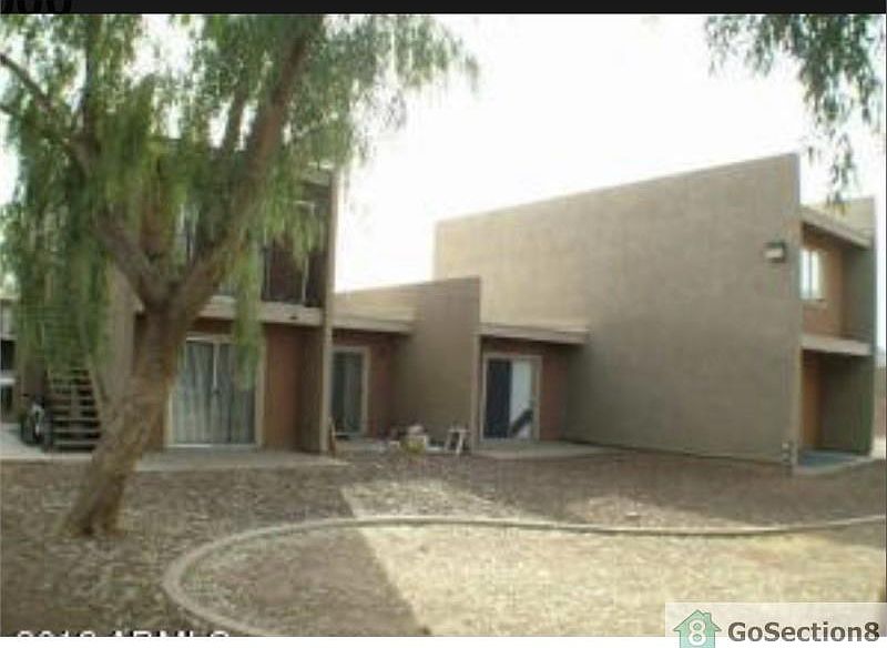 1st image of 2845 E Paradise Ln APT 102