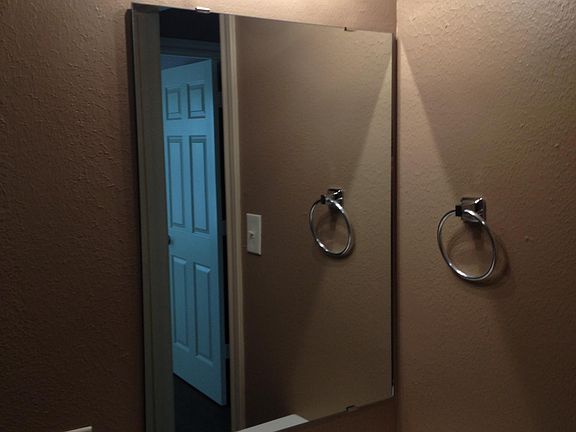 5th image of 605 E Pease St Floor 1