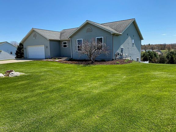 5th image of 5858 Terrace Ridge Dr NE