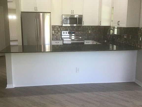 4th image of 3949 Sabal Springs Blvd