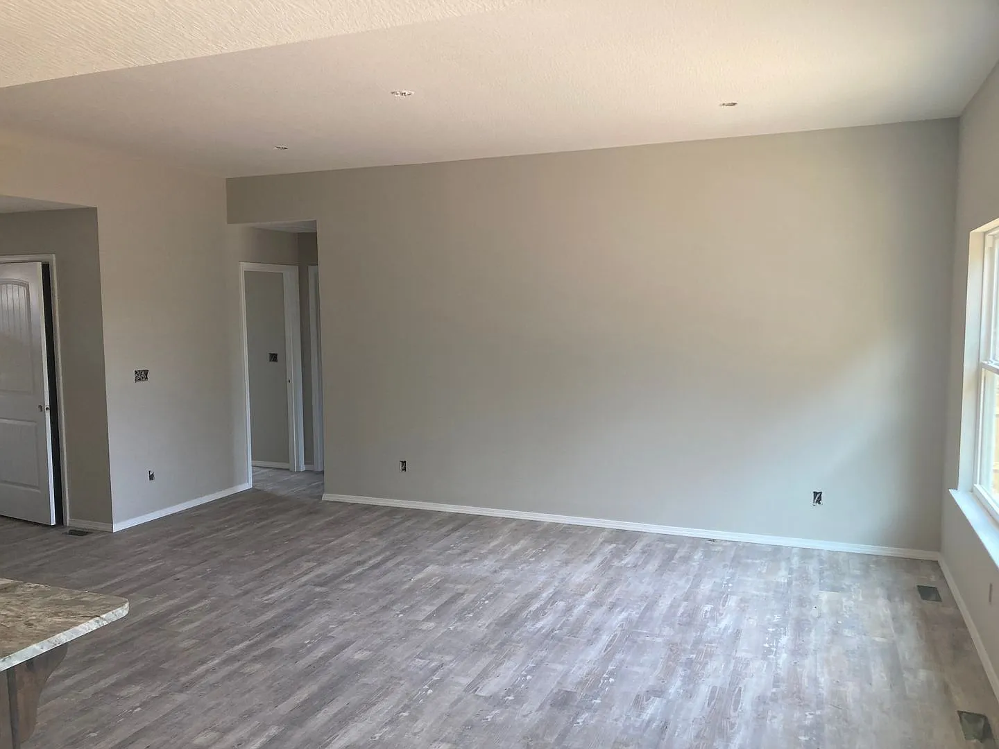Great home in Strafford! — Photo 3