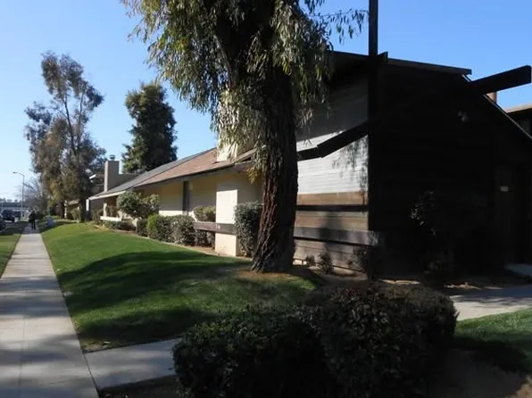 382 E El Paso Ave Unit 102, Fresno, CA 93720