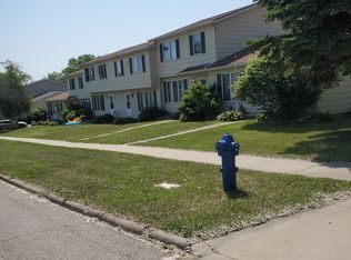 1100 Oleson Rd, Waterloo, IA 50702