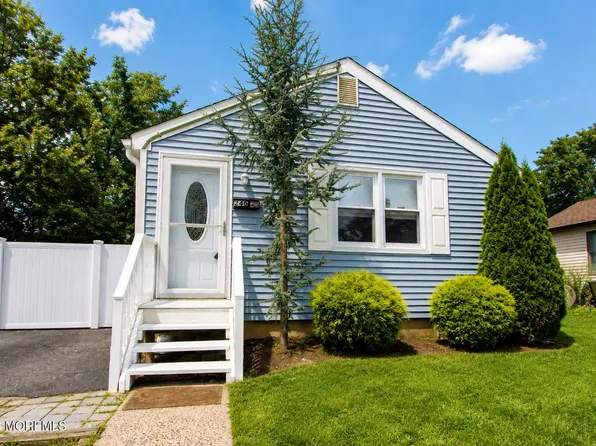 246 Brookside Ave, Laurence Harbor, NJ 08879