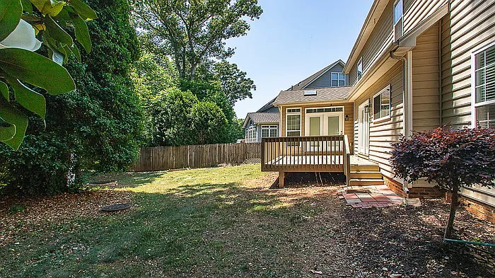401 Hannah McKenzie Dr — Photo 6