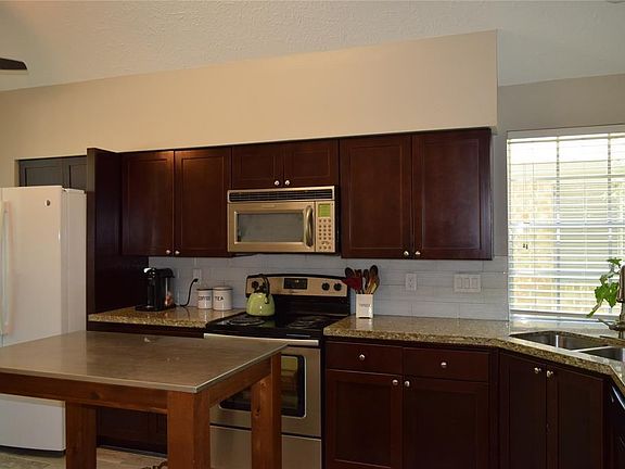 5th image of 4119 Mountain Peak Way