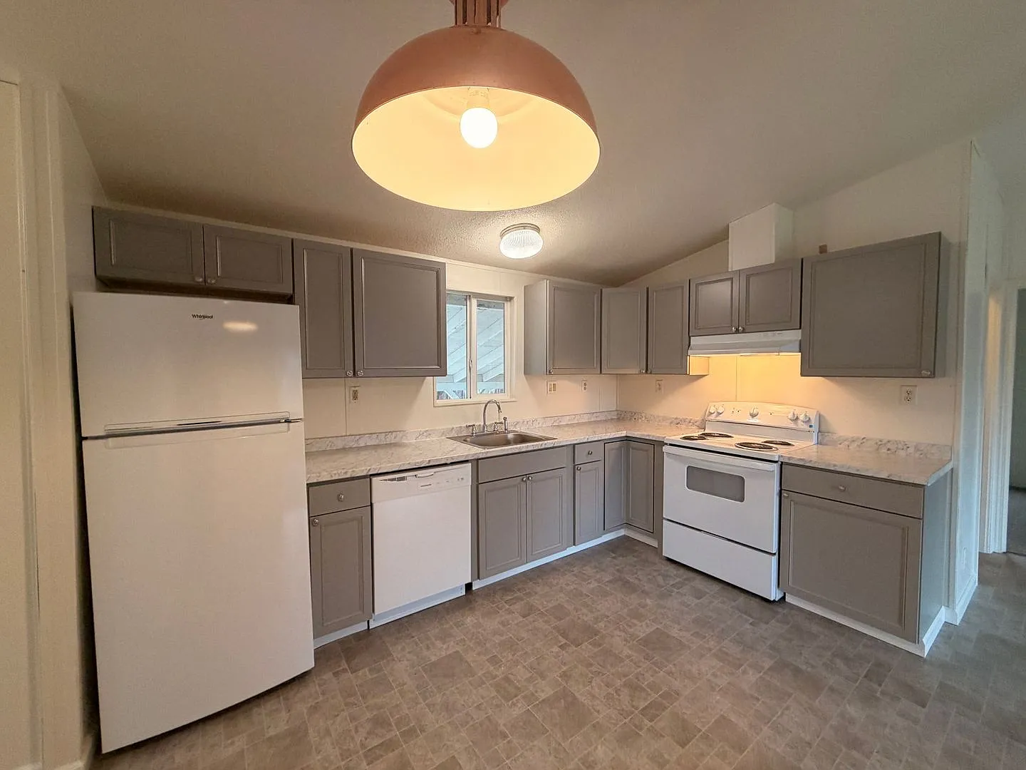 ~Great Updated 3 Bedroom Home in Green~ — Photo 3