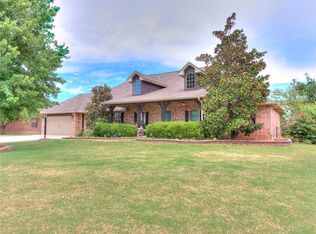 1313 Skyline Blvd, Edmond, OK 73025