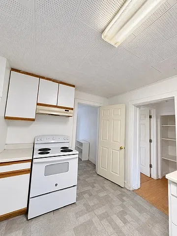 3 bed, 1200 sqft, $1,450 — Photo 4