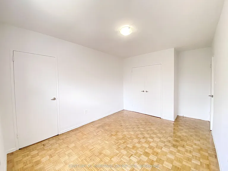 10 Garfella Dr #206 — Photo 12