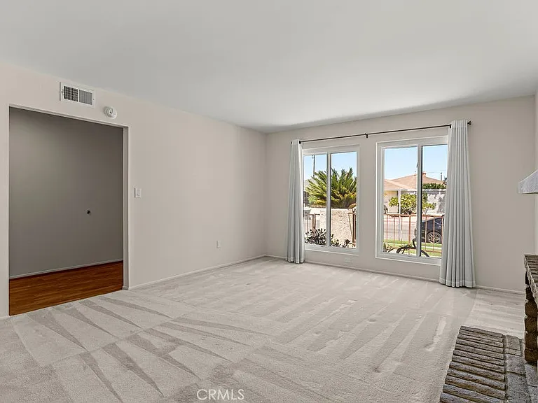 16831 S Mariposa Ave — Photo 5