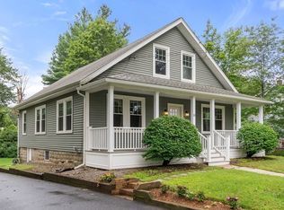 10 Maple St, Medway, MA 02053