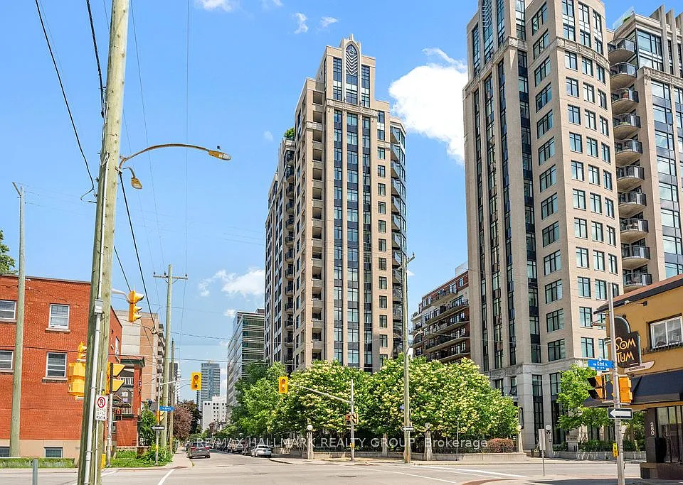 235 Kent St #514