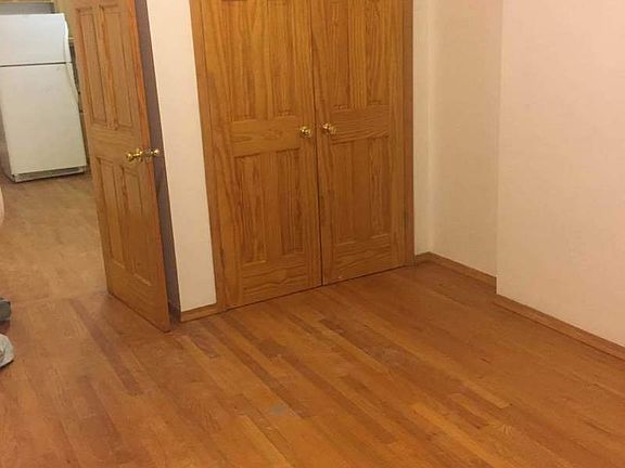 4th image of 963 Manhattan Ave APT 4R