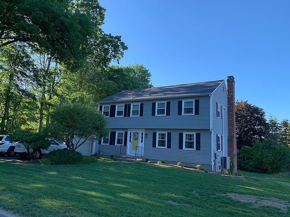 1st image of 4 Robertson Rd