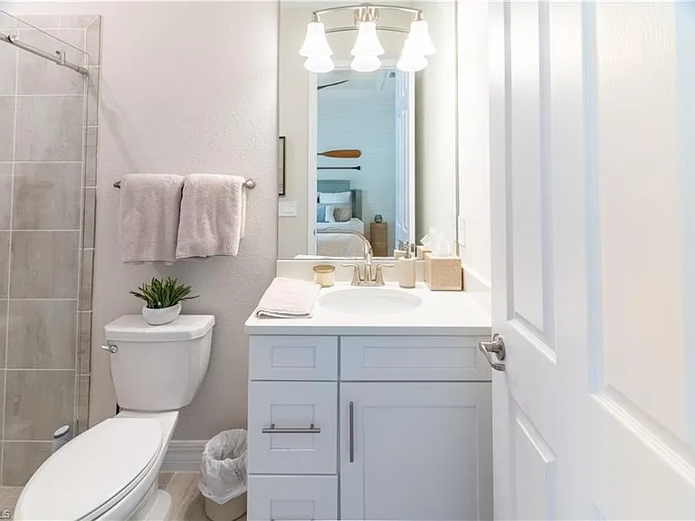 14486 Blue Bay Cir — Photo 33