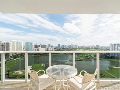 3675 N Country Club Dr APT 2408, Aventura, FL, 33180