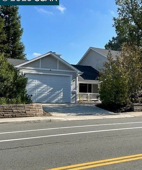 2860 Buena Vista Ave — Photo 30