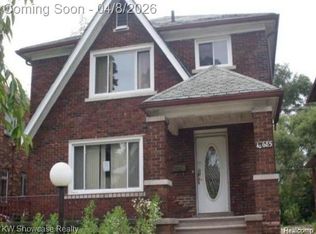 18685 Woodingham Dr, Detroit, MI