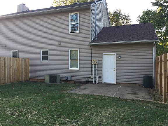 3rd image of 2716 Debbie Dr #A