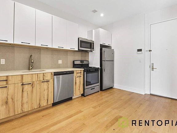 4th image of 924 De Kalb Ave #4H
