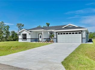 115 Fire Island Ave NE, Lake Placid, FL 33852