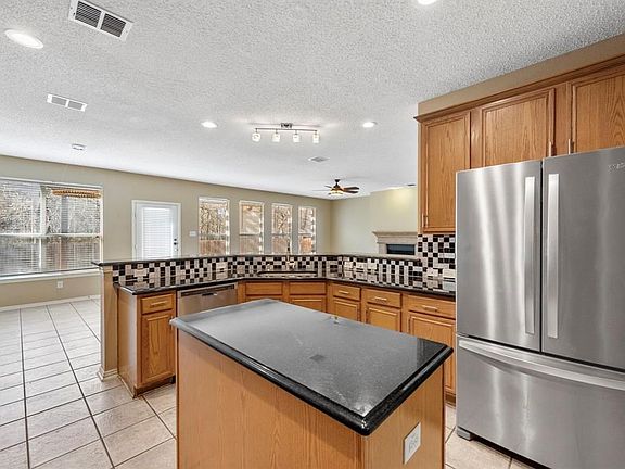 4th image of 1116 Wedgewood Dr