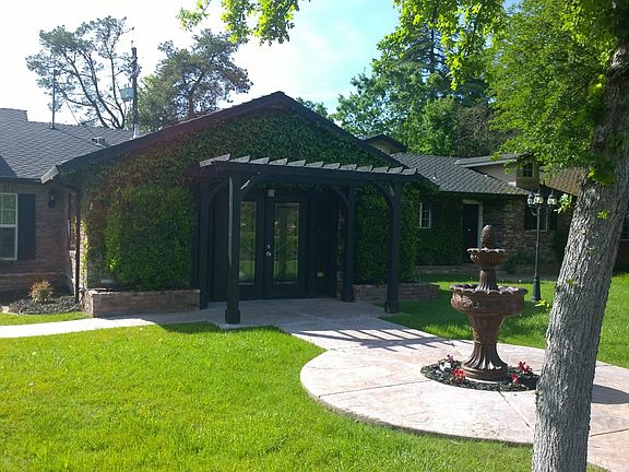 2nd image of 8957 N Nassano Dr