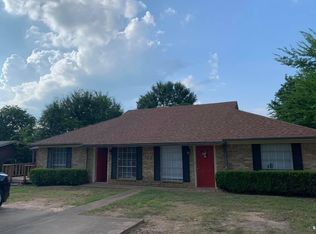109 W Bingham Rd, White Oak, TX 75693
