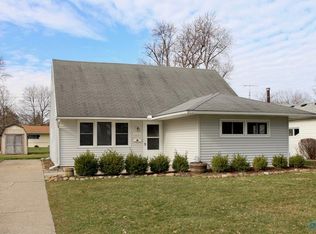 970 Lones Dr, Perrysburg, OH