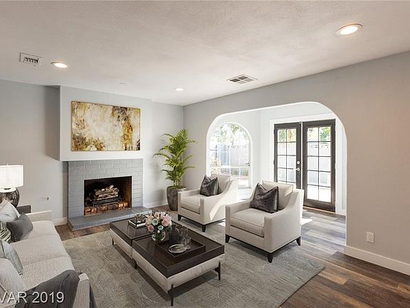 2nd image of 3031 McLeod Dr