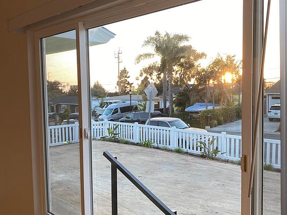 2nd image of 615 Sunset Dr
