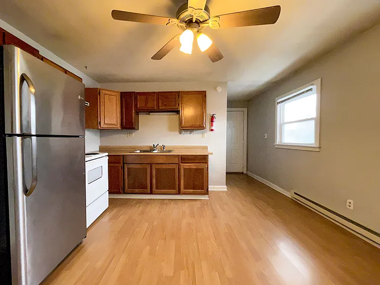 Spacious Apartments in the Heart of the Village — Photo 2