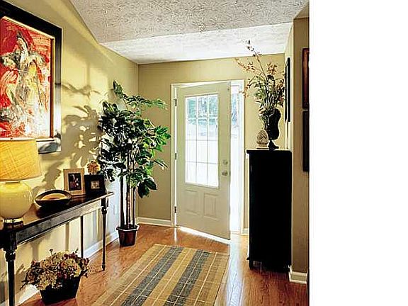 2nd image of 144 Tracey Ln