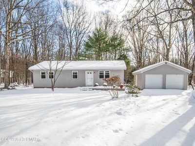 518 Timothy Dr, Effort, PA, 18330