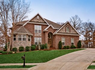7103 W Hillcrest Ct, Rogers, AR 72758