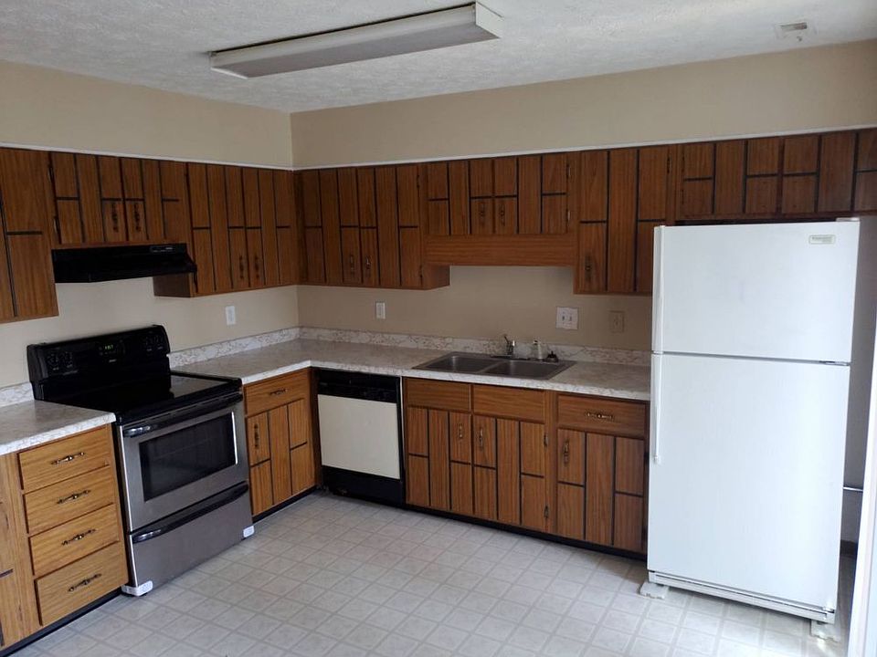 1st image of 9108 Woodpark Ln APT B
