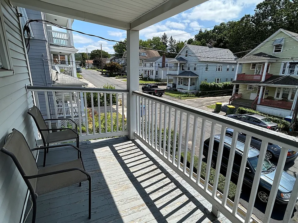 93 Edin Ave #2