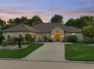 126 Hillsborough Dr W, Montgomery, TX 77356