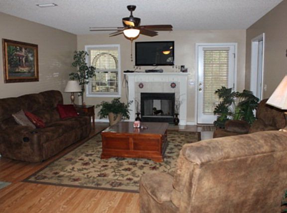 2nd image of 218 Bougainvillea Cir