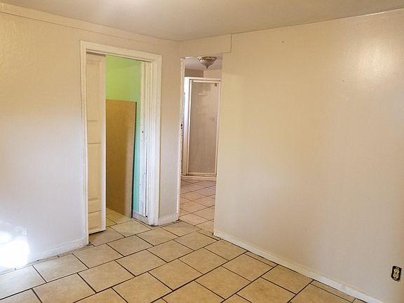 4th image of 2065 28th Ave N