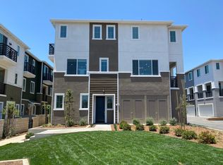 1470 Skyline Ln, San Pedro, CA 90732