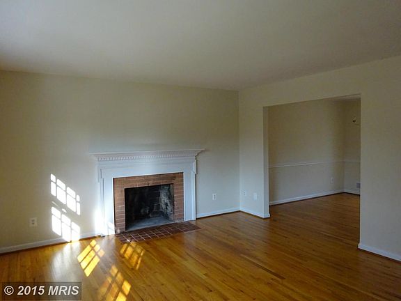 5th image of 4425 Glenn Rose St