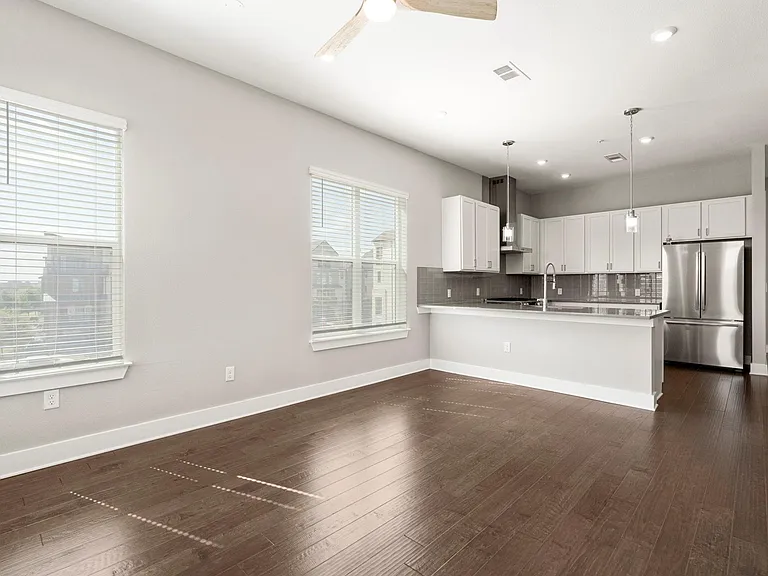 4501 Jackson Ave #5205 — Photo 11