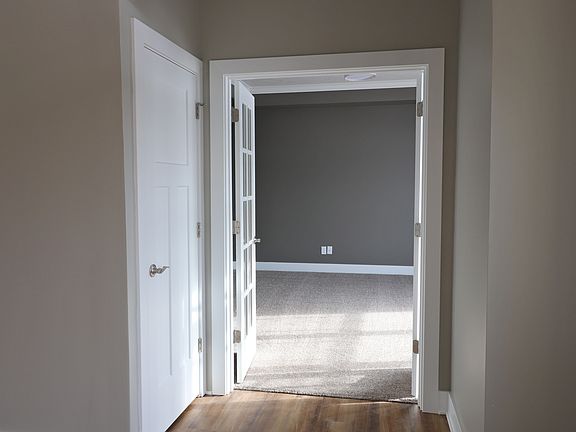 4th image of 7661 Devonwood Ct